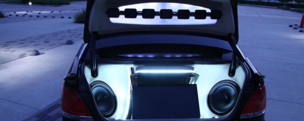 bluetooth speaker trunk